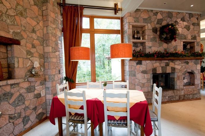 Imagen de la habitación del Hotel To Balcony Tis Agorianis. Foto 10