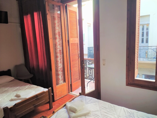 Imagen de la habitación del Hotel To Diporto. Foto 5