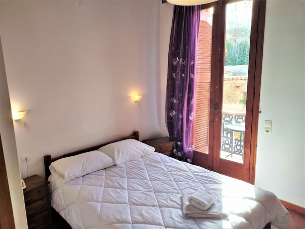 Imagen de la habitación del Hotel To Diporto. Foto 11