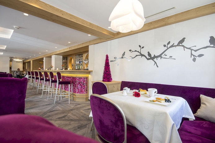 Imagen del bar/restaurante del Hotel Toalstock. Foto 7