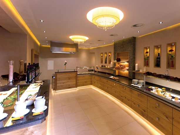 Imagen del bar/restaurante del Hotel Toalstock. Foto 10