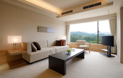 Imagen de la habitación del Hotel Toba International. Foto 9