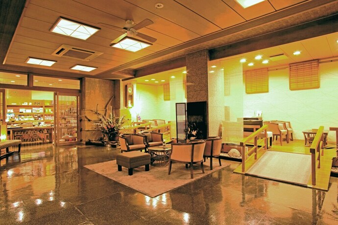 Imagen de los interiores del Hotel Toba Ryokan Michishio. Foto 30