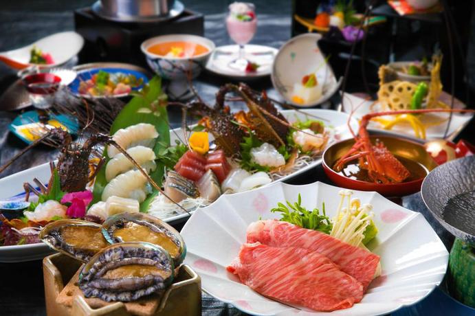 Imagen del bar/restaurante del Hotel Toba View Hotel Hanashinju. Foto 5