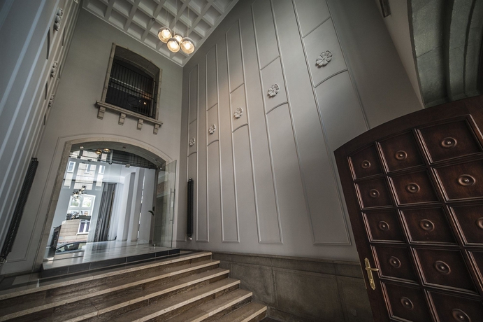 Imagen de los interiores del Hotel Tobaco. Foto 13