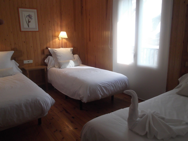 Imagen de la habitación del Hotel Tobazo. Foto 8