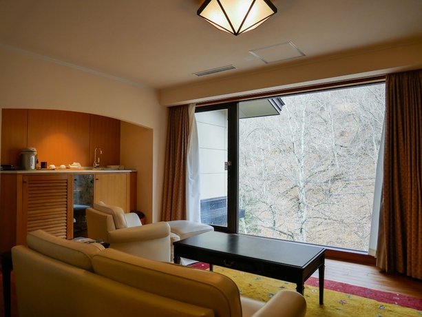 Imagen de la habitación del Hotel Tobira Onsen Myojinkan. Foto 12