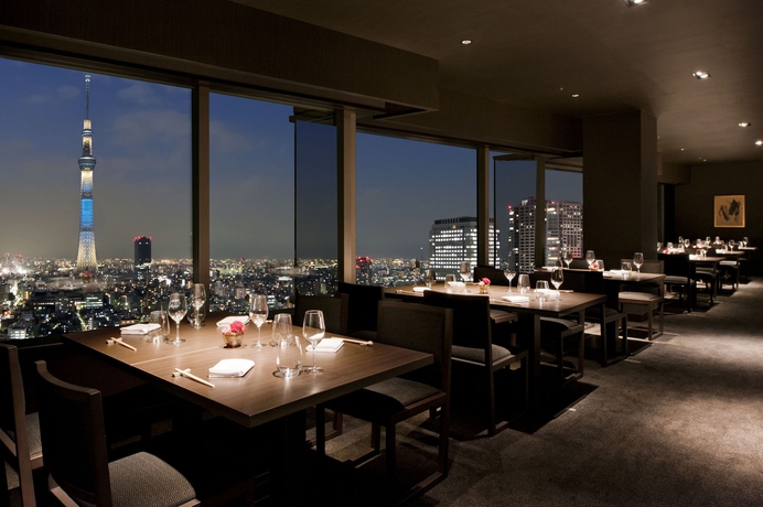 Imagen del bar/restaurante del Hotel Tobu Levant Tokyo. Foto 2