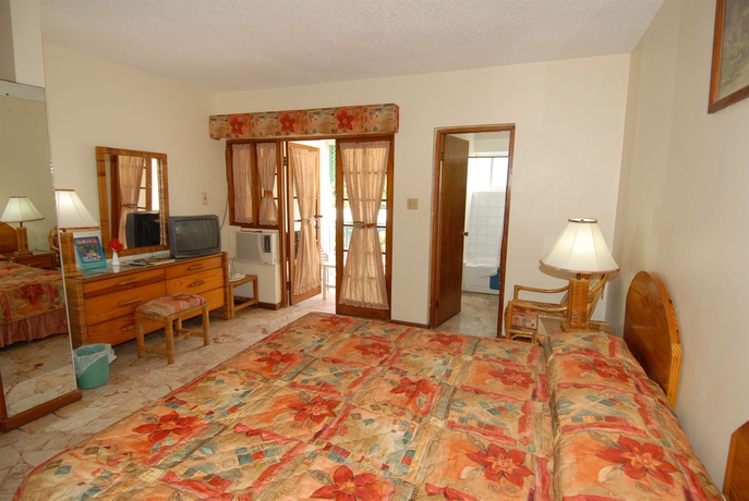 Imagen de la habitación del Hotel Toby's Resort. Foto 6