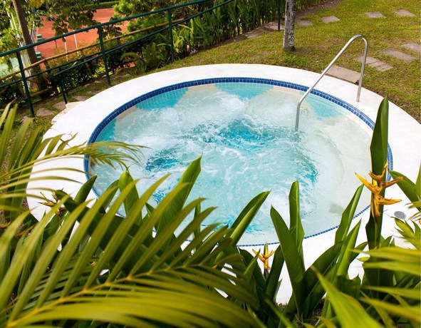 Imagen de la piscina del Hotel Tocarema. Foto 20