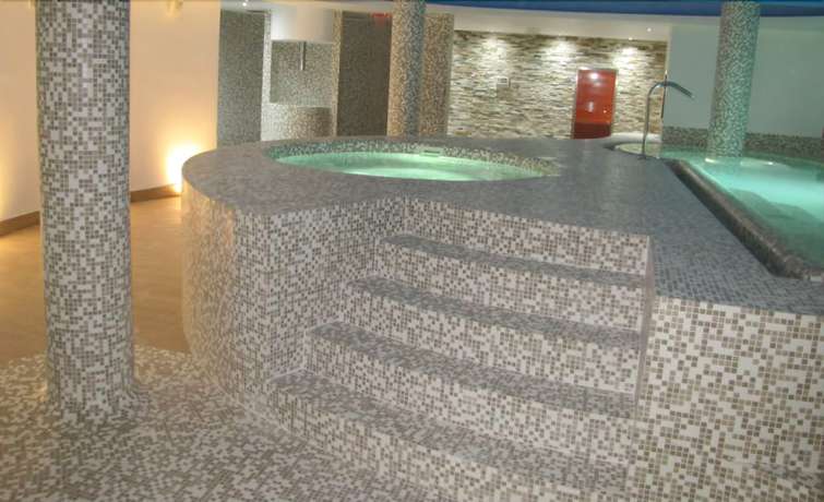 Imagen de la piscina del Hotel Toccacielo Village. Foto 19