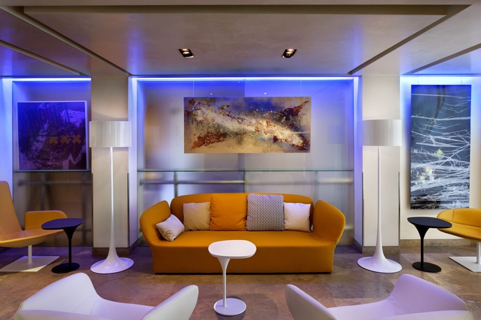 Imagen de los interiores del Hotel Tocq. Foto 16