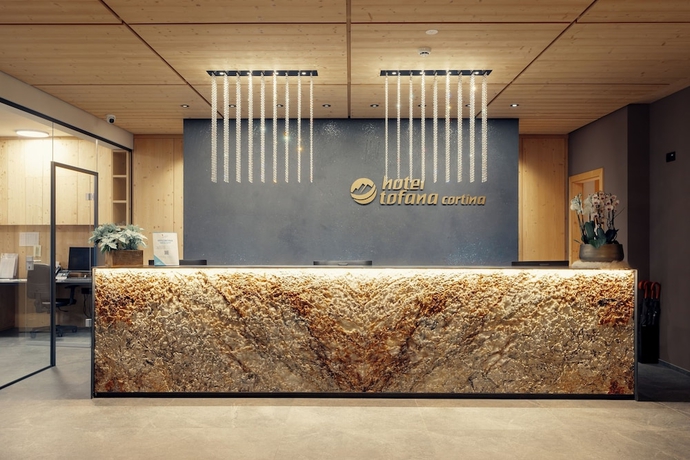 Imagen de los interiores del Hotel Tofana Cortina. Foto 15
