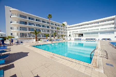 Imagen general del Hotel Tofinis. Foto 4