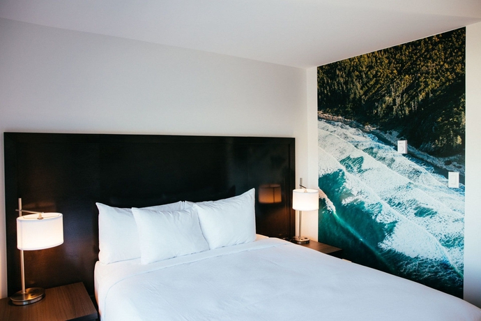 Imagen de la habitación del Hotel Tofino Resort and Marina. Foto 7