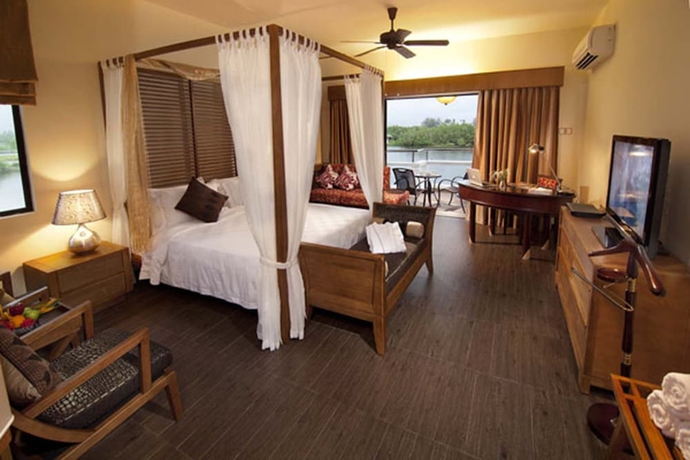 Imagen de la habitación del Hotel Tok Aman Bali Beach Resort. Foto 11