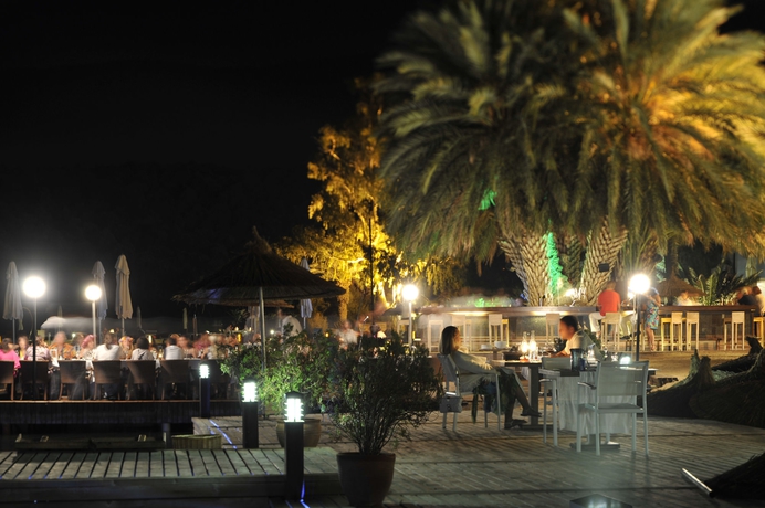 Imagen del bar/restaurante del Hotel Toka Bodrum and Beach Club. Foto 2