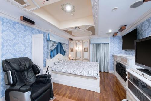 Imagen de la habitación del Hotel Tokimeki Kizoku Taishikan Inuyama (Adult Only). Foto 9