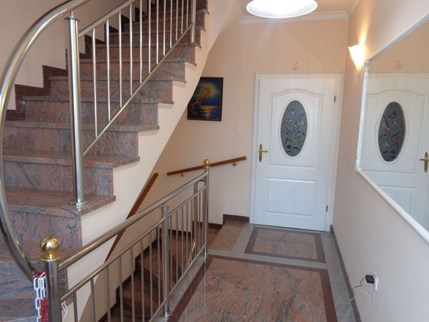 Imagen de los interiores del Hotel Tokin House. Foto 12