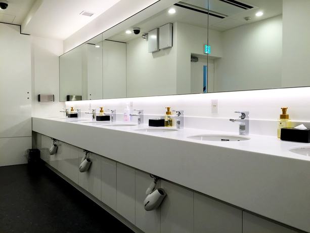 Imagen de la habitación del Hotel Tokyo Ariake Bay. Foto 15