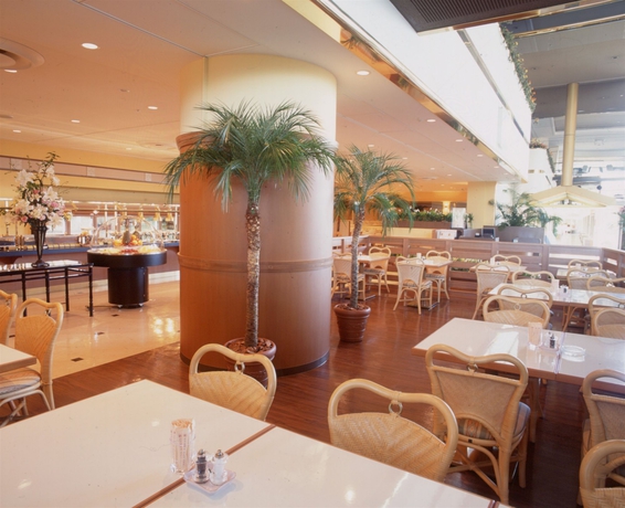 Imagen del bar/restaurante del Hotel Tokyo Bay Maihama First Resort. Foto 6