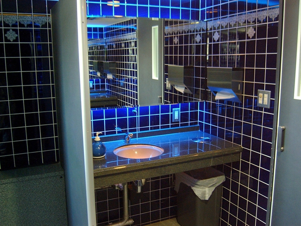 Imagen de la habitación del Hotel Tokyo Business. Foto 8