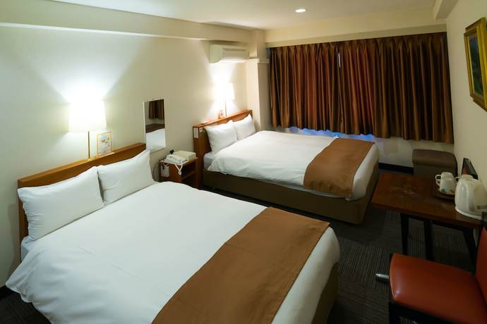 Imagen de la habitación del Hotel Tokyo Plaza. Foto 4