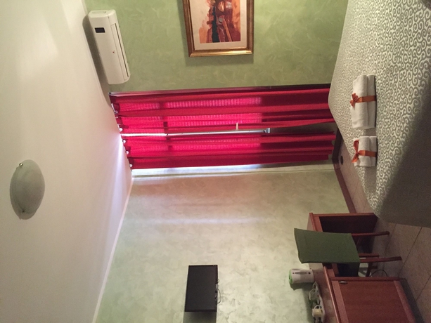 Imagen de la habitación del Hotel Tokyo, Termini. Foto 11