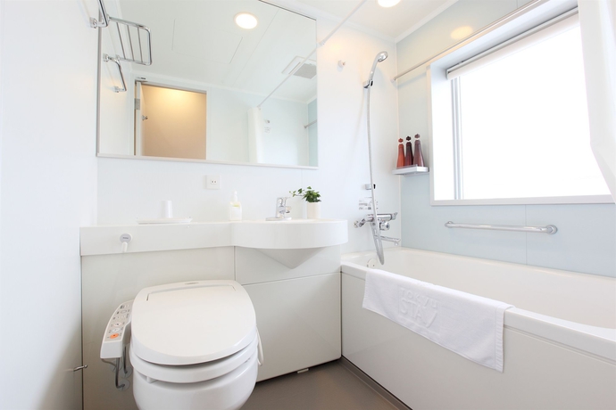 Imagen de la habitación del Hotel Tokyu Stay Ikebukuro. Foto 10