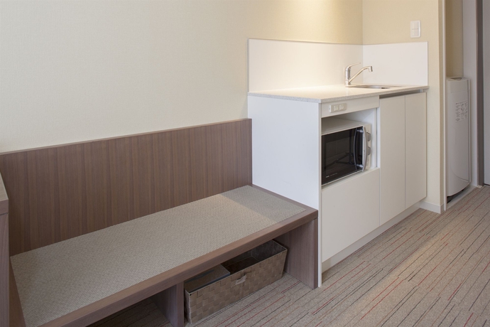Imagen de los interiores del Hotel Tokyu Stay Monzen Nakacho. Foto 12