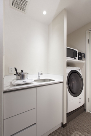 Imagen de la habitación del Hotel Tokyu Stay Nihombashi. Foto 5