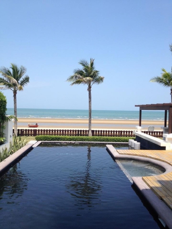 Imagen de los exteriores del Hotel Tolani Le Bayburi Villas Pranburi. Foto 6