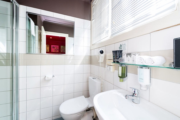 Imagen de la habitación del Hotel Tolarno. Foto 13