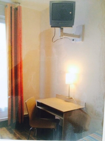 Imagen de la habitación del Hotel Tolbiac. Foto 6