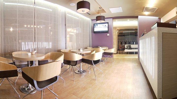 Imagen del bar/restaurante del Hotel Tolea. Foto 3