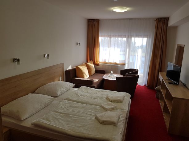 Imagen de la habitación del Hotel Toliar. Foto 12