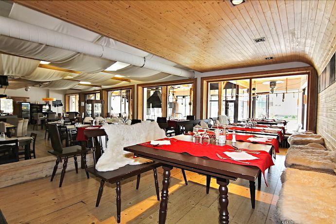 Imagen del bar/restaurante del Hotel Toliar. Foto 7