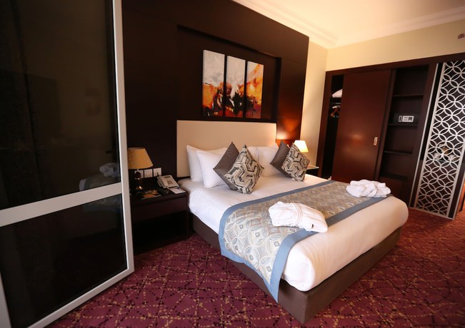 Imagen de la habitación del Hotel Tolip El Forsan. Foto 10