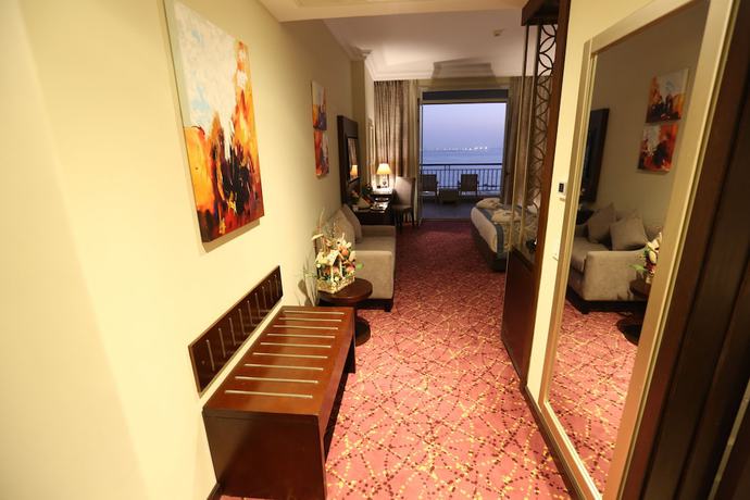 Imagen de la habitación del Hotel Tolip El Forsan. Foto 11
