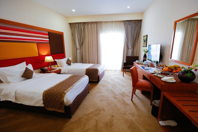 Imagen de la habitación del Hotel Tolip Family Park. Foto 9