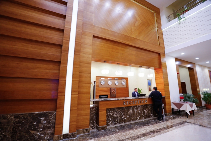 Imagen de los interiores del Hotel Tolip Family Park. Foto 15