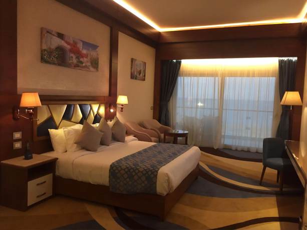 Imagen de la habitación del Hotel Tolip Resort El Galala Majestic. Foto 17