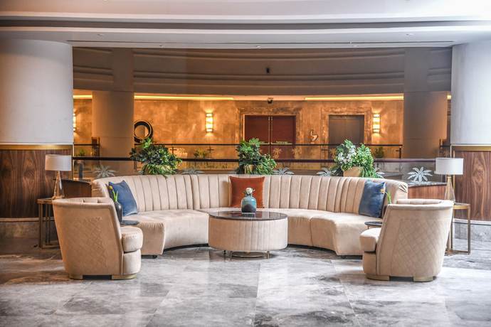 Imagen de los interiores del Hotel Tolip Resort Elgalala Hills. Foto 9