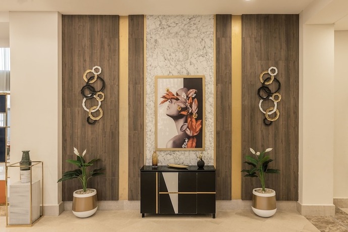 Imagen de los interiores del Hotel Tolip Resort Sunrays. Foto 16