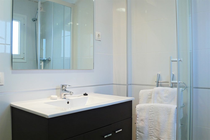 Imagen de la habitación del Hotel Tolosa, Salou. Foto 4