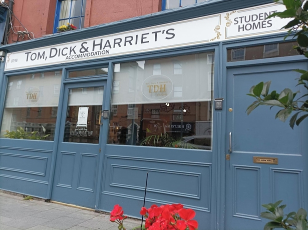 Imagen general del Hotel Tom Dick and Harriet\'s. Foto 1