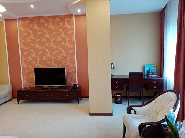 Imagen de la habitación del Hotel Tom. Foto 24