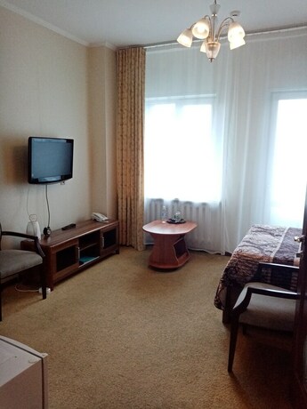 Imagen de la habitación del Hotel Tom. Foto 31