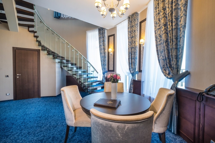 Imagen de la habitación del Hotel Tom River Plaza. Foto 9