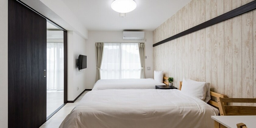 Imagen de la habitación del Hotel Tomas Nago. Foto 18